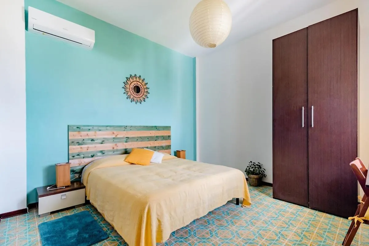 B&B Asteroidea Alghero 0*,  Italy